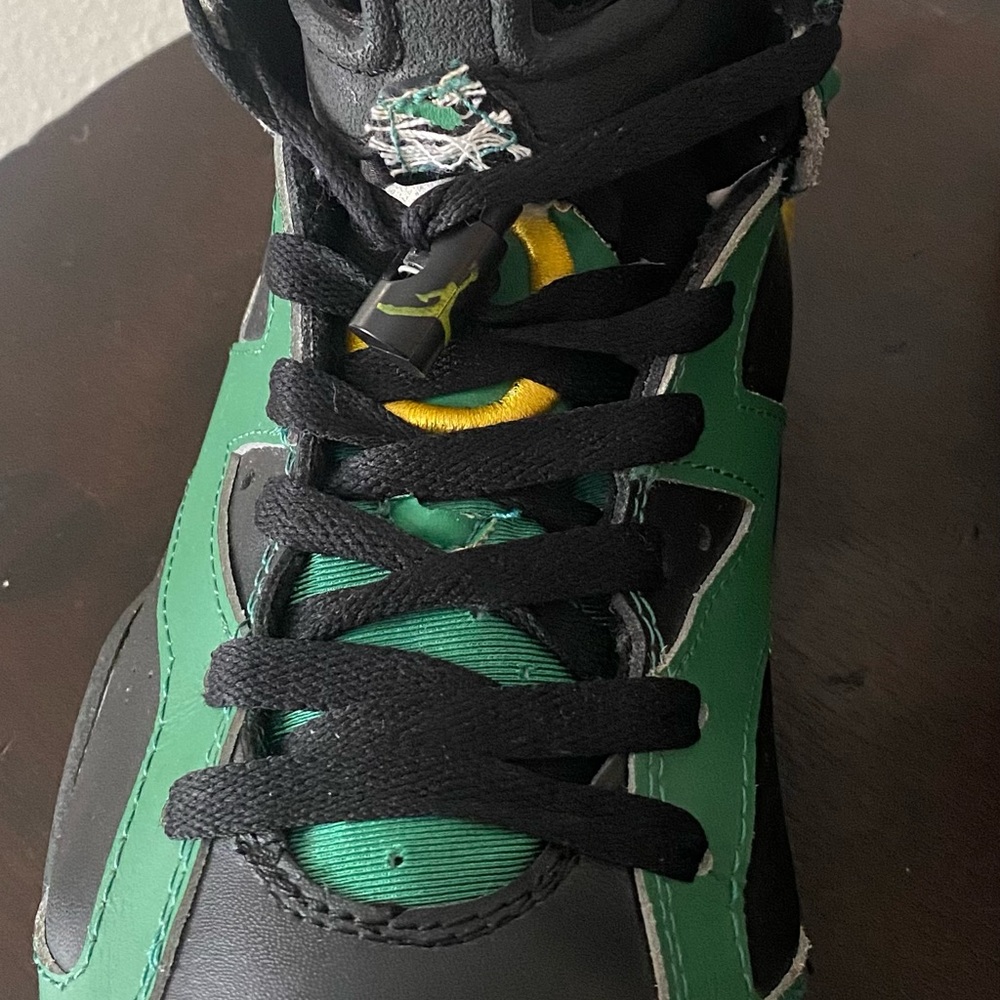 Nike Air Jordans 6 Retro great condition